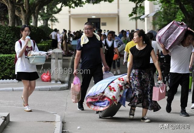 高考后行李搬運服務興起，女生案例凸顯市場需求