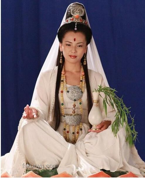 長得不驚艷，卻成公認美女？魅力揭秘?