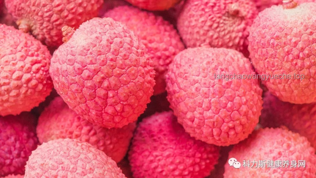15歲少年貪食荔枝致昏迷：食物過量與健康風險深度剖析
