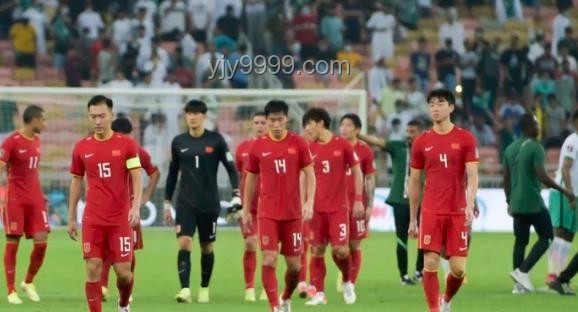 國足地位不容業余挑戰：深度剖析中國足球現狀與困境