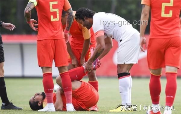 國足熱議背后：業余與專業的界限，熱愛無界
