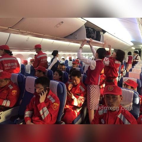 一架波音787客機印度墜毀深度分析：幸存者奇跡與事故原因初探