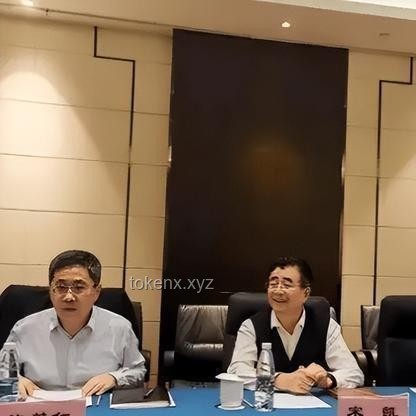 媒體視角下：足協(xié)單方終止與伊萬(wàn)合作的深度對(duì)比分析