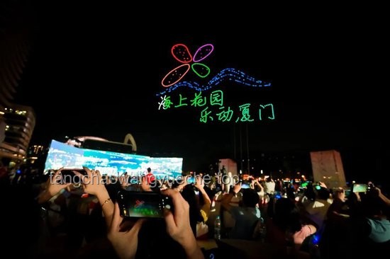 蘇超盛宴，天際之舞：5架飛機助陣的震撼瞬間
