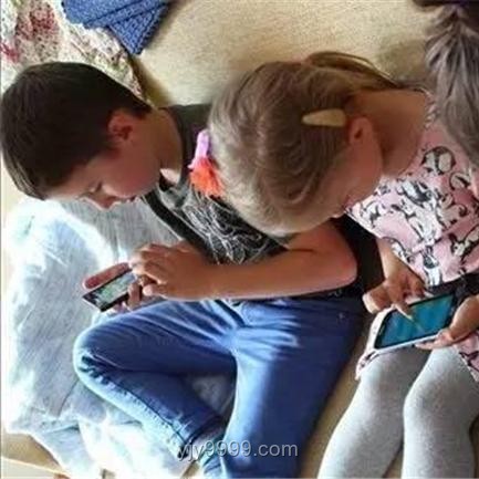 學習軟件誘導孩子社交，易沉迷手機問題解決方案