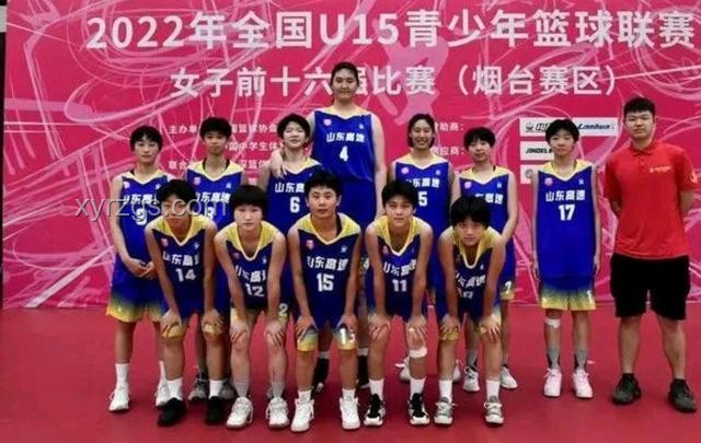 張子宇身高優勢對比：對手難以阻擋的2米26巨塔