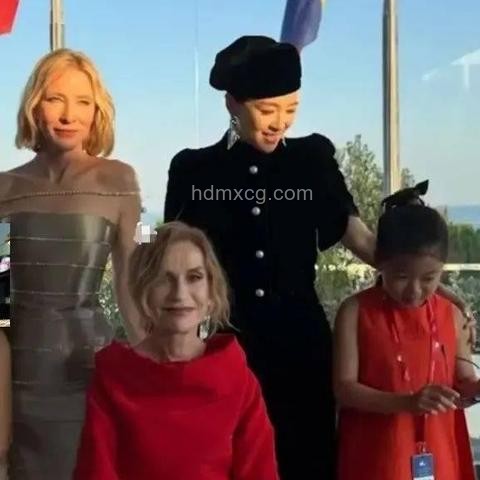 醒醒視界：章子怡攜女上影節，探索親子共創新紀元