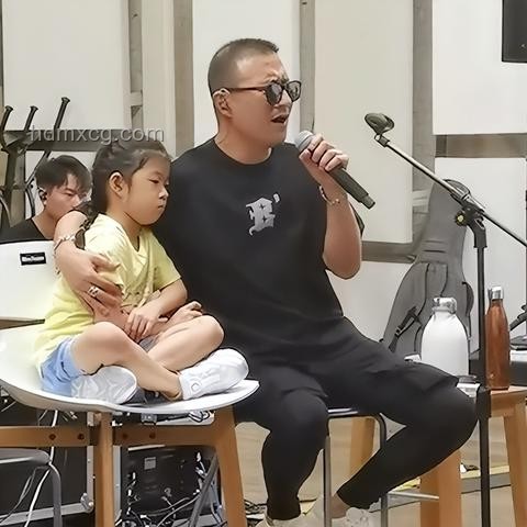 醒醒視界：章子怡攜女上影節，探索親子共創新紀元