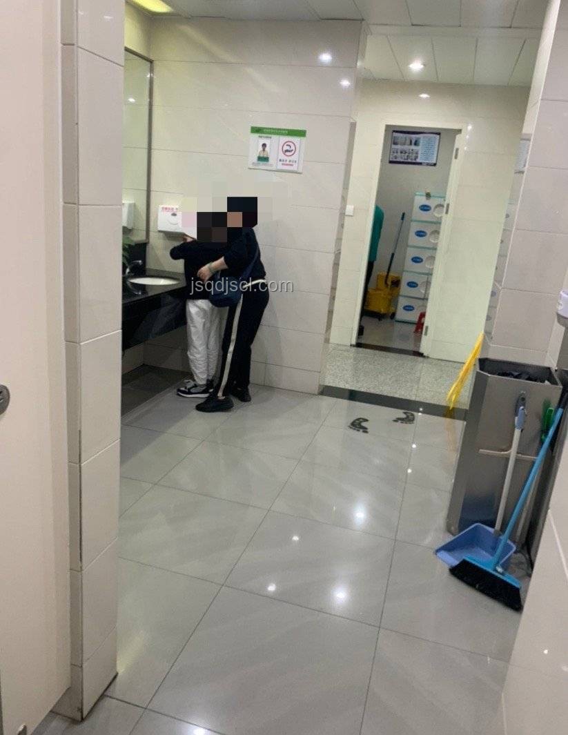商場(chǎng)男廁改女廁案例研究：性別友好設(shè)施優(yōu)化的探索