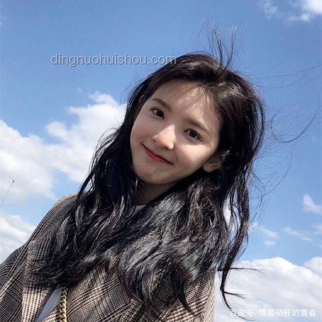張婧儀與章若楠相識過程分析