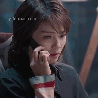 家庭困境下的責任與選擇：抑郁癥媽、不負責爸、躺平弟與高收入我的對比