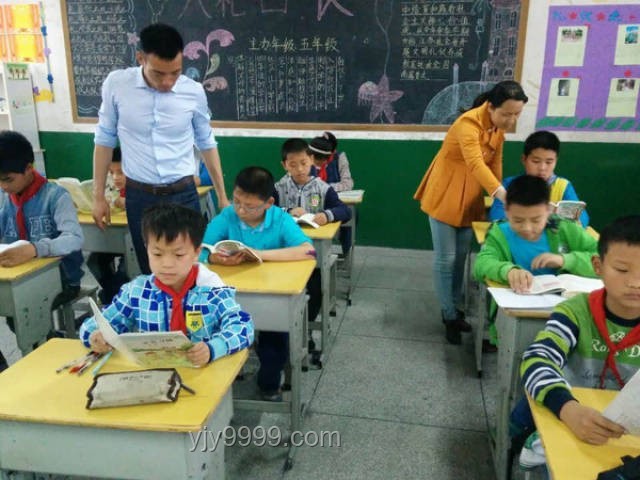 孩子上重點小學，每日40公里往返值不值？