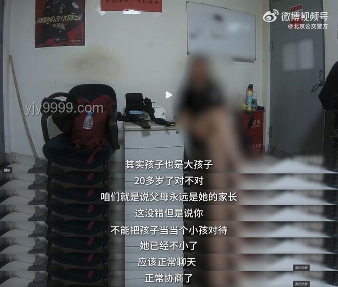 女廁革新：透明挑戰(zhàn)下的創(chuàng)意疏通與隱私重塑，跨界創(chuàng)新實(shí)踐
