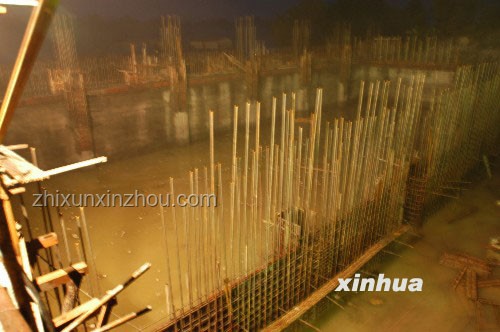 恩施強降雨致廣場噴泉設施被沖走，高效打撈與防范方案