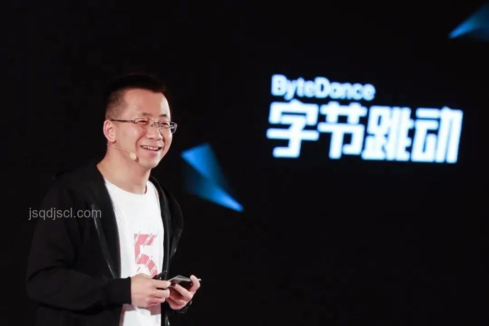 張一鳴重返前線(xiàn)：重啟創(chuàng)新引擎，跨界思維引領(lǐng)新紀(jì)元