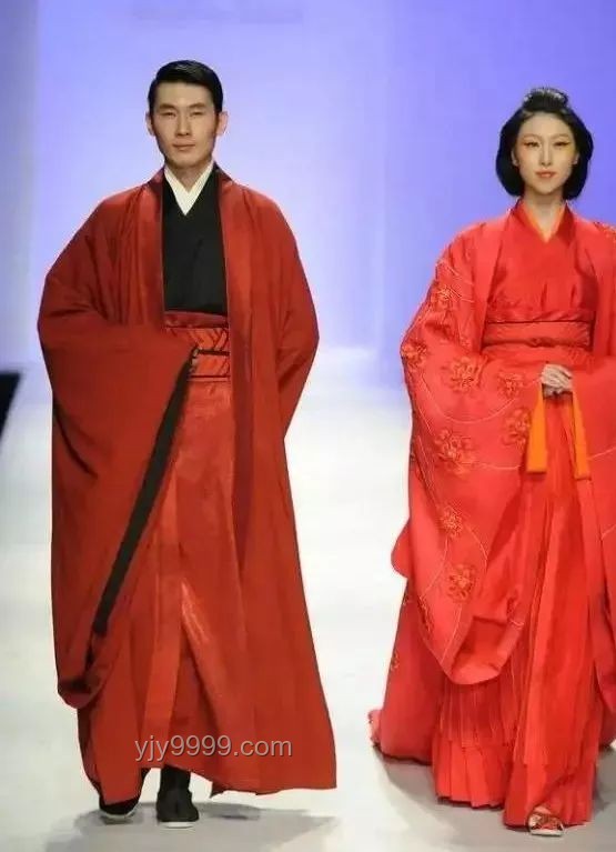 如果漢服未斷代，我們今日服飾對比