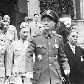 軍事與游戲領域扳機對比分析