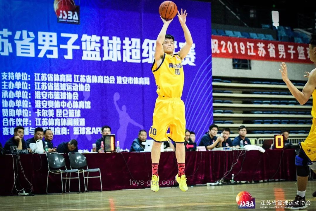 蘇超聯賽新動向：鹽城1:0戰勝宿遷，競爭格局重塑