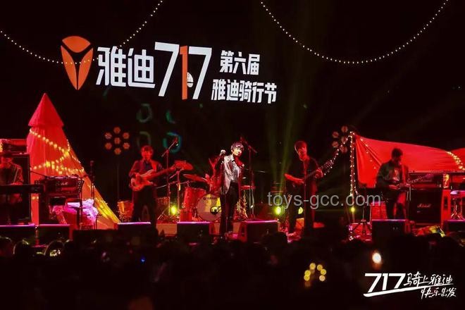 王翊恩張靚穎合唱：跨界合作引領音樂新風尚