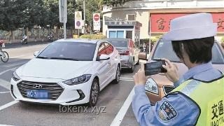 小區車位10萬，月租300元：購車位還是租車位？深度解析