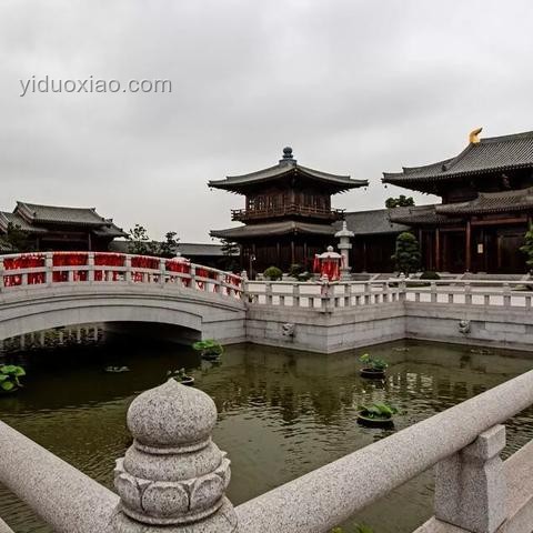 中國(guó)現(xiàn)存宏偉古建筑對(duì)比分析