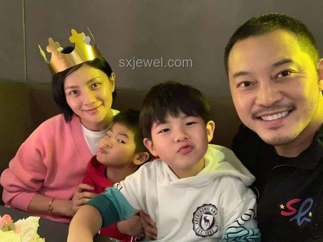 沙溢兒子安吉14歲近照：童星成長的創新視角探索