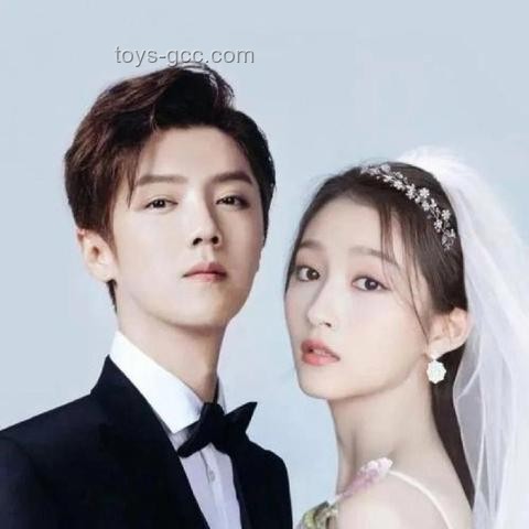 跨界新風尚：關曉彤白玉蘭大屏，鹿晗照片背后的創新啟示