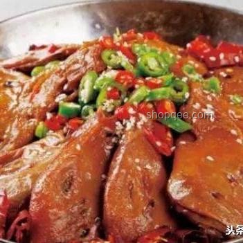 叫了只炸雞門店后廚整改指南：告別臥室化與蟑螂問題