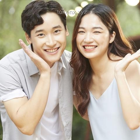 被女生倒追是什么體驗：情感動態(tài)與社會認知的深度剖析