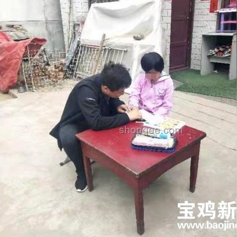 殘疾小伙善舉引關(guān)注：公益捐贈新動力與慈善模式探索