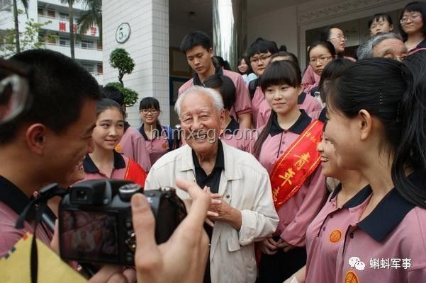 “中國(guó)核潛艇之父”黃旭華今日安葬：銘記功勛，傳承精神