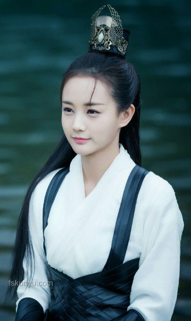 李一桐粉絲必看：解鎖“魔桐降世”風(fēng)格打造指南