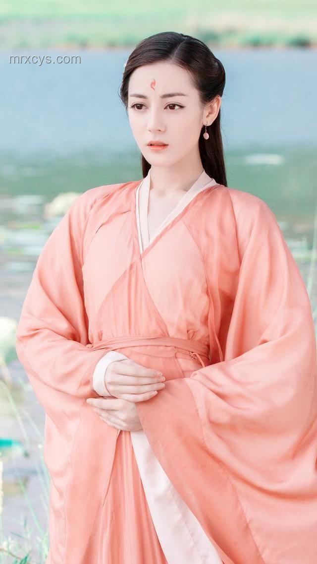 李一桐粉絲必看:打造專屬“魔桐降世”應(yīng)援指南 李一桐粉絲必看:打造專屬“魔桐降世”應(yīng)援指南