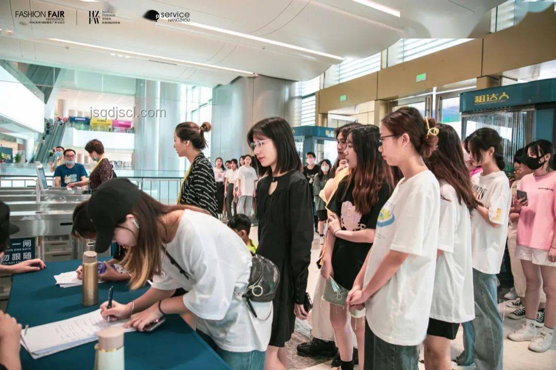 多地解禁，中華田園犬的“創新歸途”之旅，跨界重塑寵物文化
