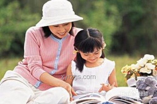 休學家庭中的親子關系：悶悶不樂的母親與裝死寡言的父親