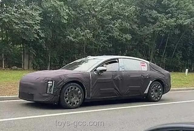 尊界S800與競品車型深度對比分析