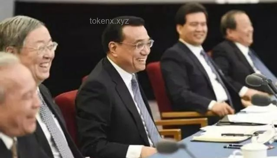 遭停職泰國總理申辯前景展望：政治動蕩與經濟挑戰并存
