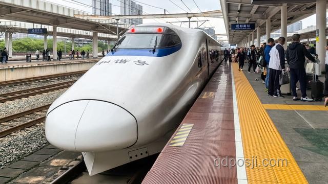 充電寶上高鐵條件解析，行業(yè)規(guī)范與安全并重