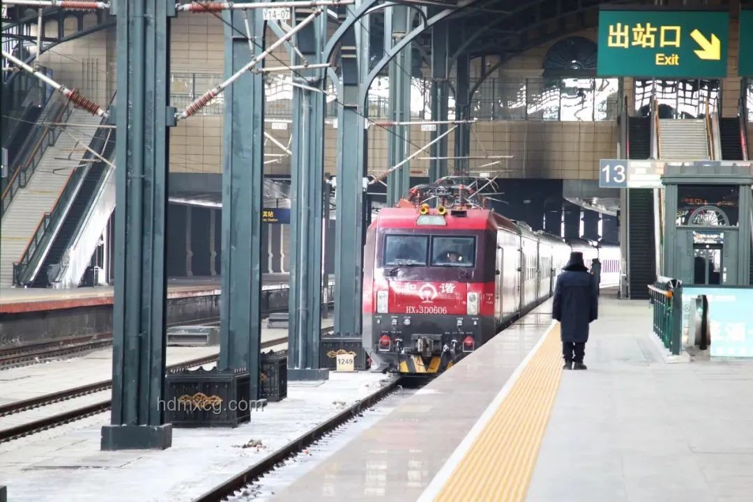 印度網民嘲諷背后的中國火車未來趨勢：公益與高效并行