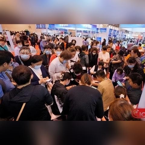 電腦燒開水？打造家用浸沒式液冷散熱系統！