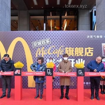 樓梯間排練：校園文化新趨勢與數字化轉型