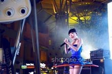 莫愁鄉(xiāng)Official Music Video賞析：探索亞細亞曠世奇才的音樂之旅