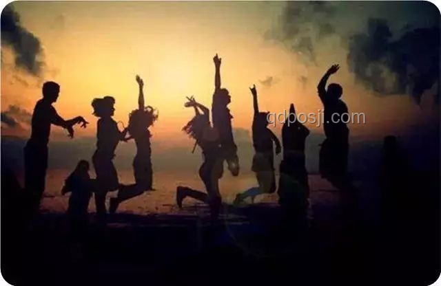 用畢業旅行推開世界的門：青春探索的實踐與啟示