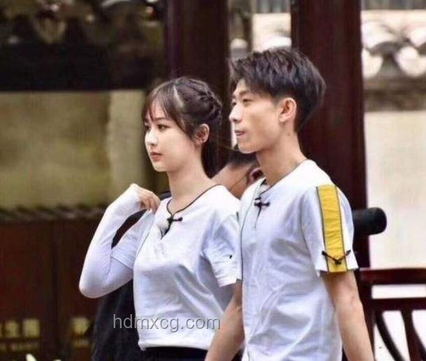 楊紫李現新劇同款：醉酒表白吻實用演繹指南