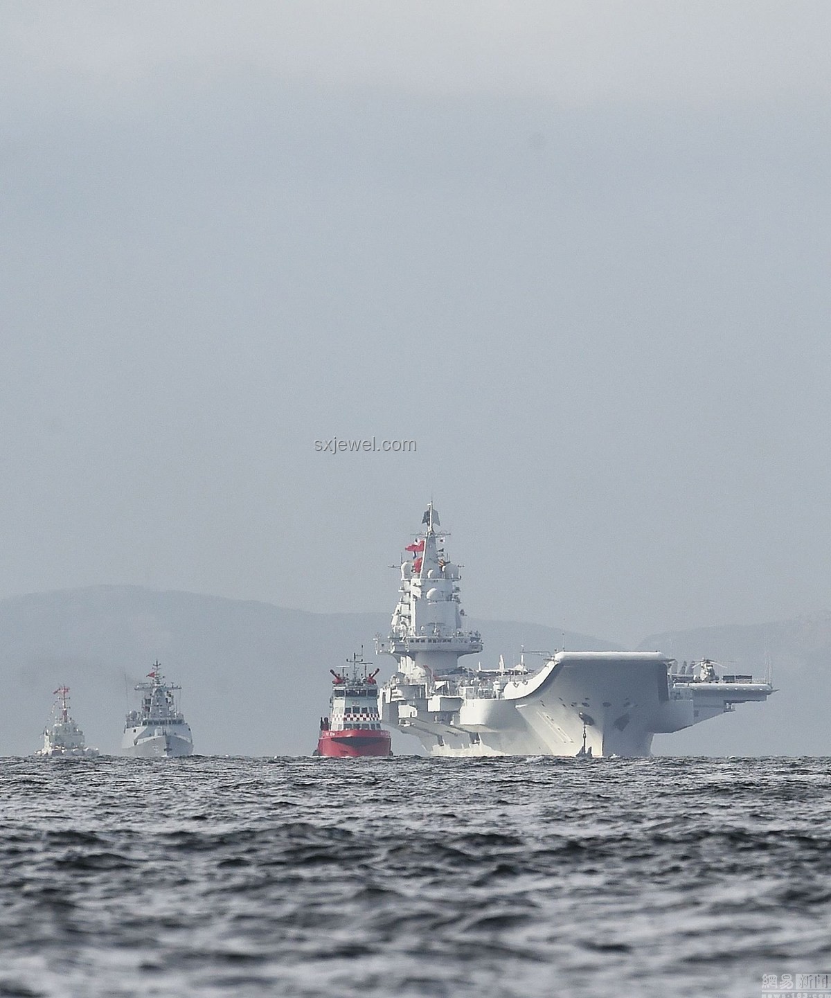 山東艦航母編隊訪港知識普及