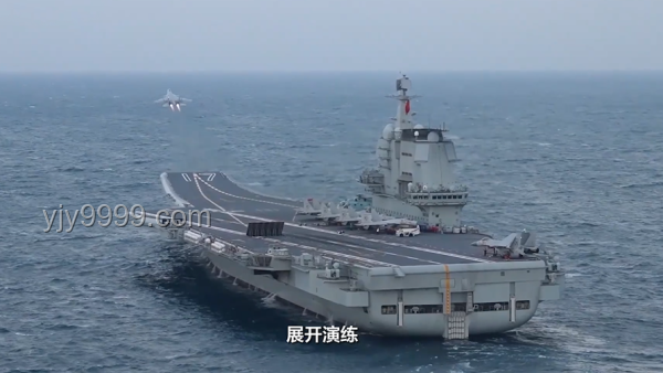 山東艦航母編隊與以往訪港航母對比分析