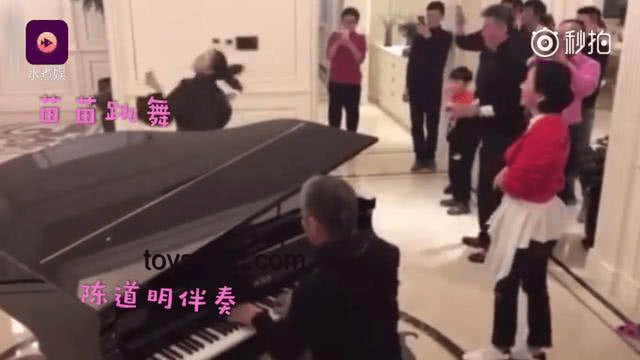 隨時(shí)隨地開(kāi)始掃腿舞，釋放你的自由靈魂??
