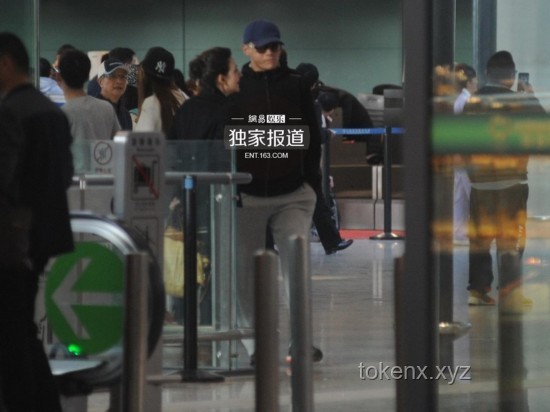 南航墜樓機長妻子控訴：出事竟無人通知家屬