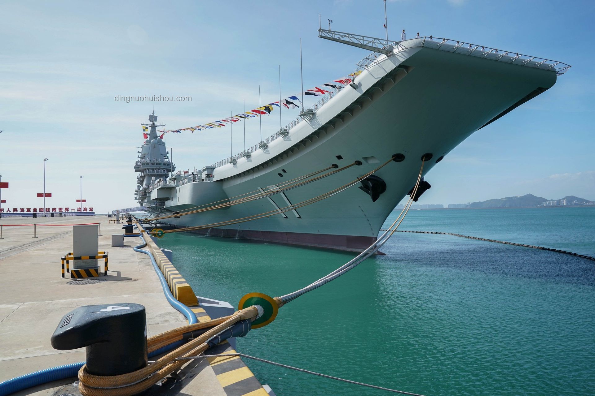 第一視角超近距離探秘山東艦高度