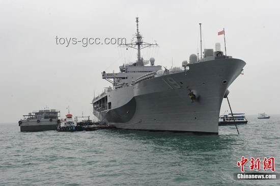 航拍山東艦夜泊維多利亞港：未來海上力量展示的新趨勢